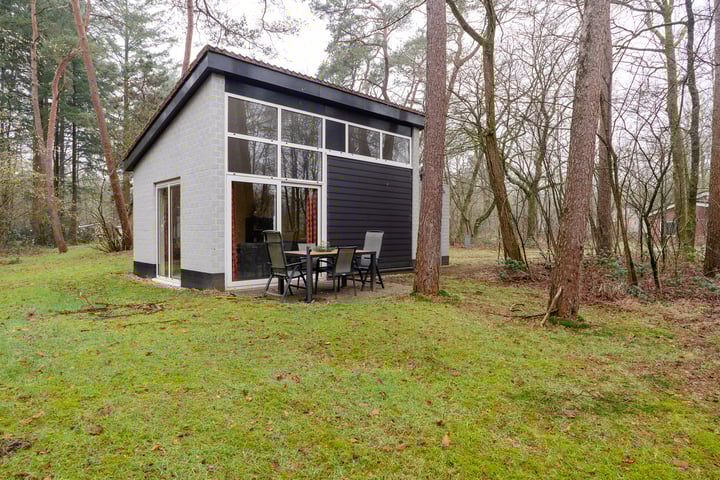 Kerkendelweg 30-68 in Kootwijk foto