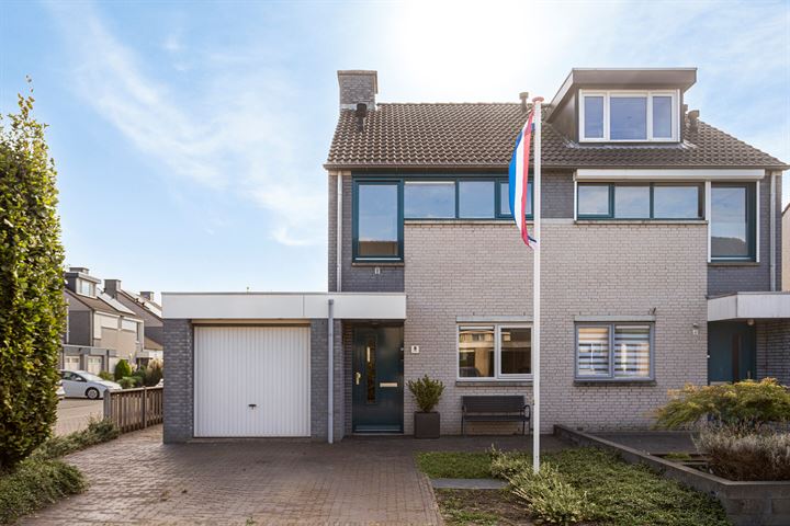 Kerkeweide 8 in Duiven foto