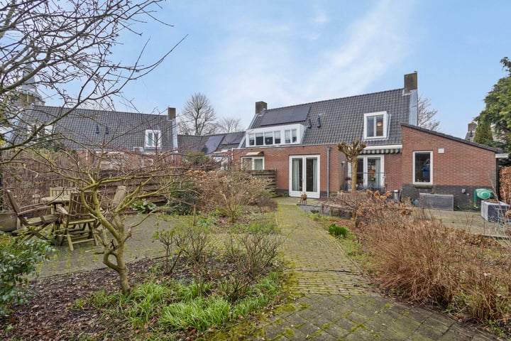 Kerkgaarde 33 in Abcoude foto