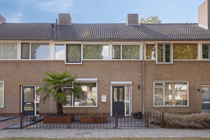 Kerkhoflaan 33 in Nistelrode foto
