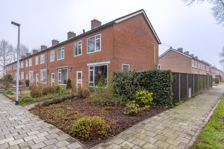 Kerklaan 1 in Stadskanaal foto