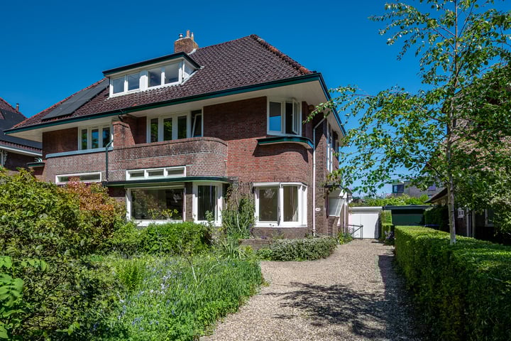 Kerklaan 13 in Haren Gn foto