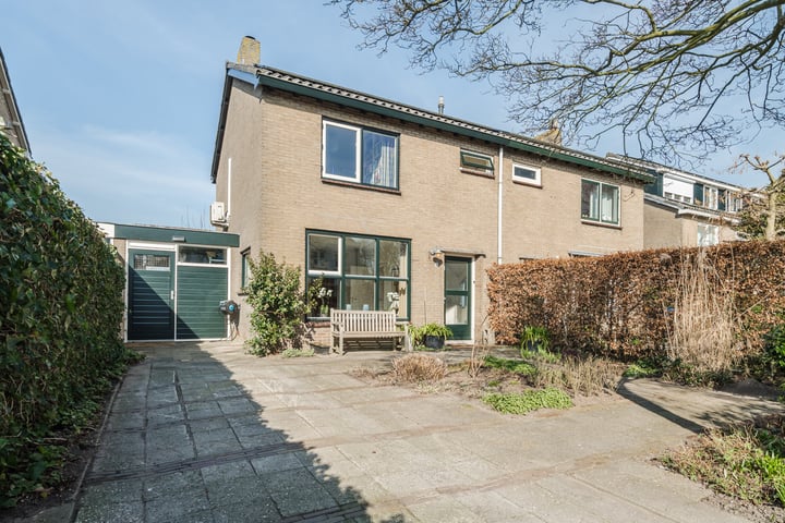 Kerklaan 14 in Loenen aan de Vecht foto