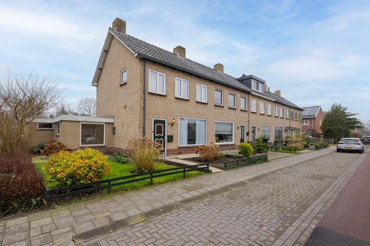 Foto van woning Kerklaan 6, Leimuiden