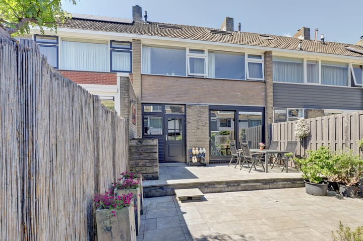 Kerklaan 74 in De Lier foto