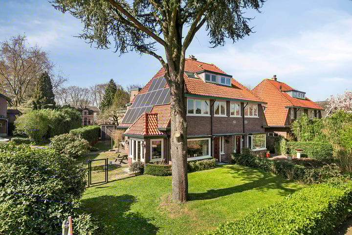 Kerkpad NZ 34 in Soest foto