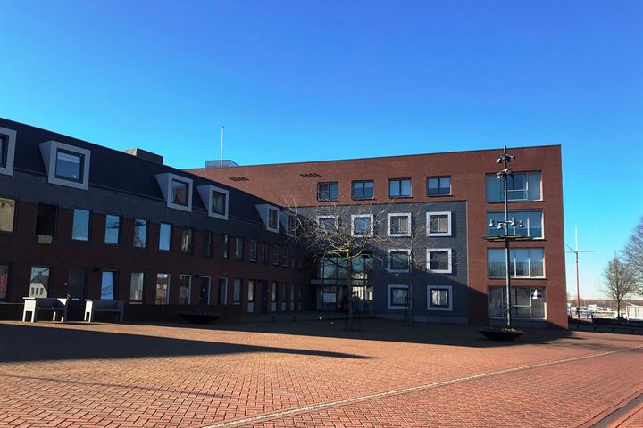 Kerkplein 13 in Maasbracht foto