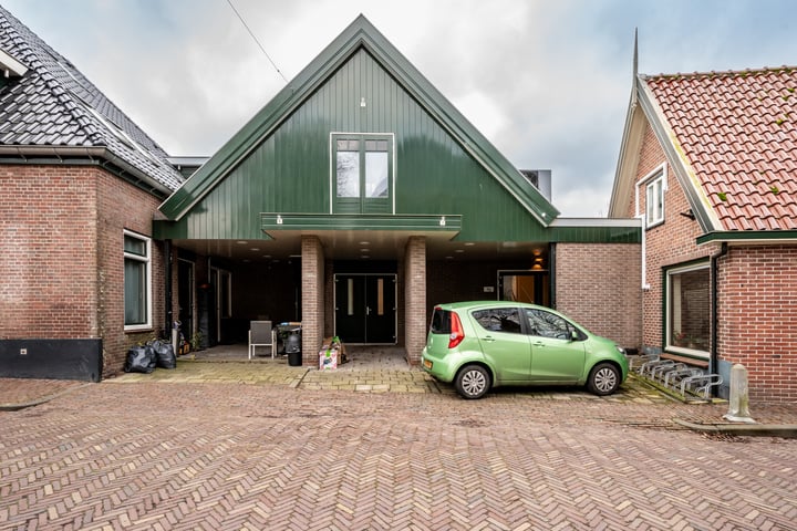 Kerkplein 1g in Hippolytushoef foto