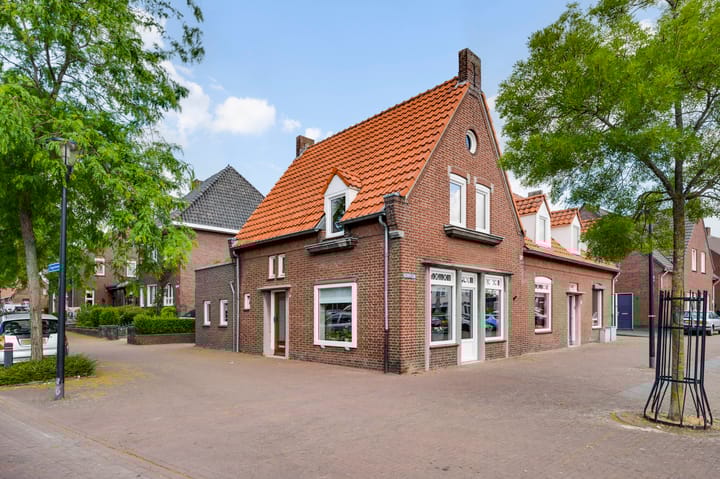 Foto van woning Kerkplein 3, Haelen