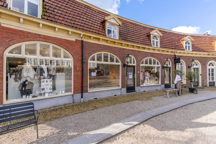 Kerkplein 3a in Driebergen-Rijsenburg foto