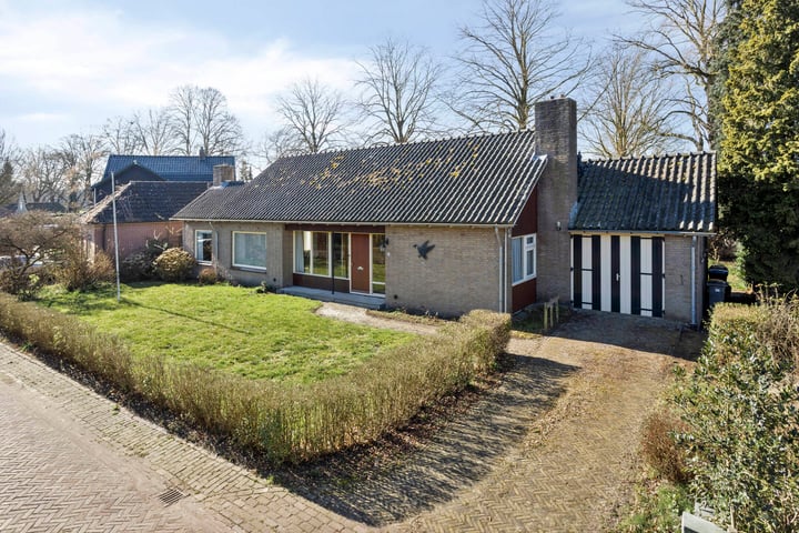 Kerkstraat 10 in Gorssel foto