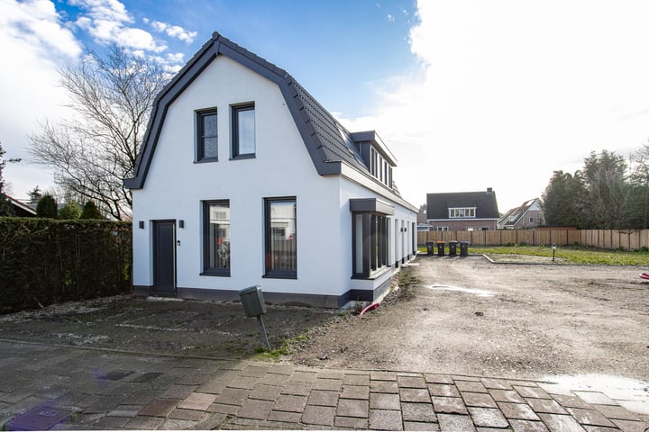 Kerkstraat 135 in Kerkdriel foto