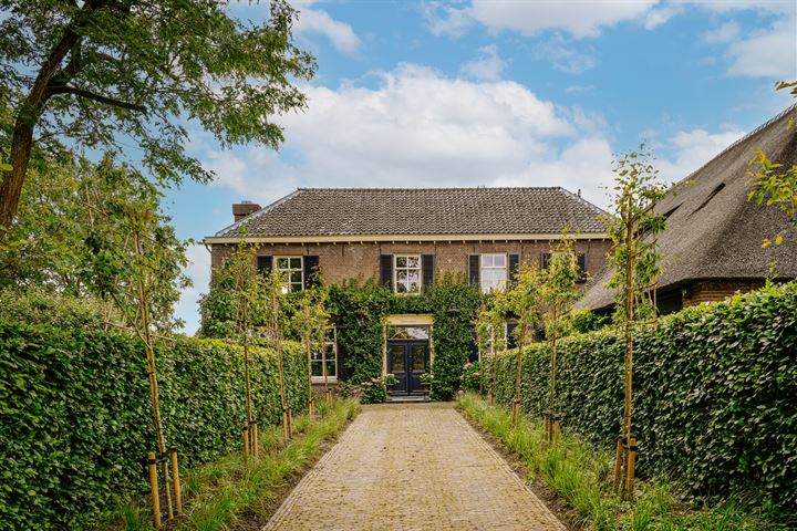 Kerkstraat 19 in Rossum foto
