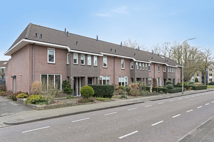 Kerkstraat 19 in Raalte