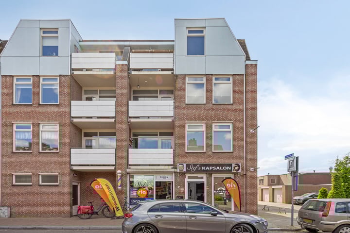 Kerkstraat 23 in Best foto