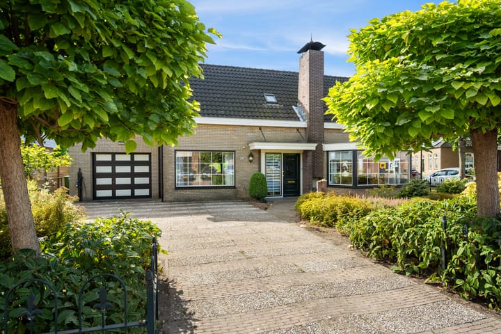 Kerkstraat 24 in Nieuw-Beijerland foto