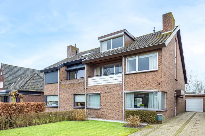 Kerkstraat 39 in Bavel foto