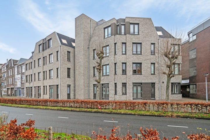 Kerkstraat 58B in Almere foto