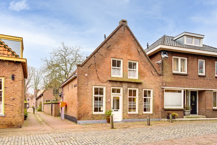 Kerkstraat 68 in Woudrichem foto