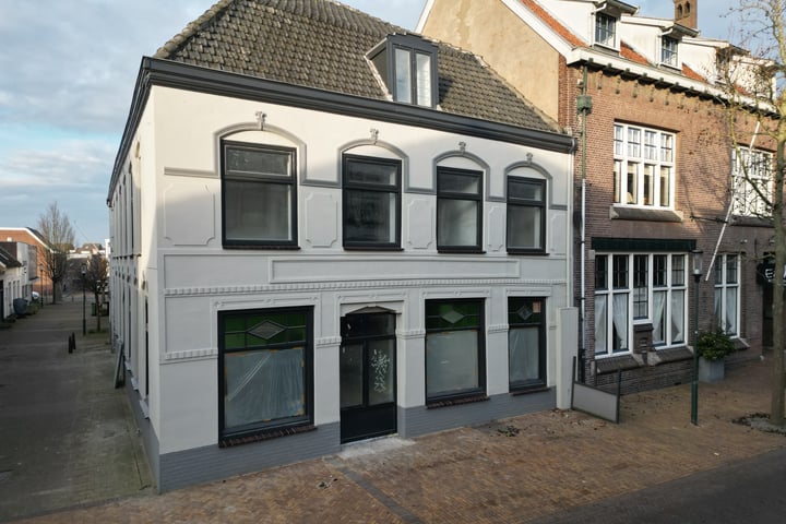Kerkstraat 6d in Axel foto
