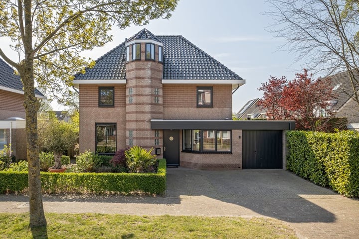Kerkverreweide 17 in Wijk en Aalburg foto