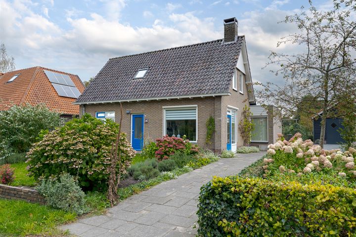 Kerkweg 18 in IJhorst foto