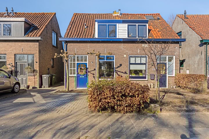 Kerkweg 247 in Lekkerkerk foto