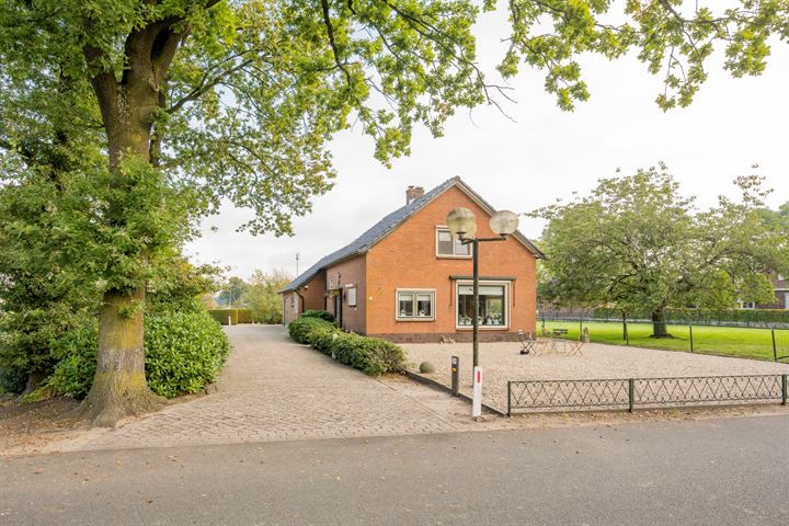 Kerkweg 3 in Kootwijkerbroek foto