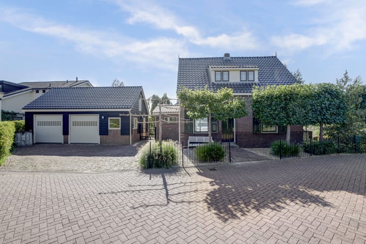 Kerkweg 42 in Berkenwoude foto