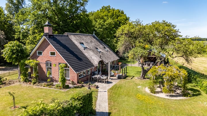 Kerkweg 5 in Yde foto