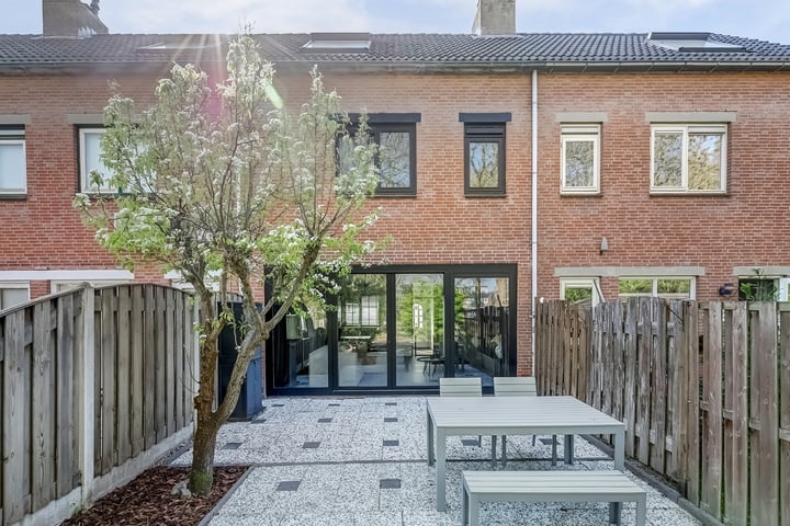 Kersengaard 33 in Spijkenisse foto