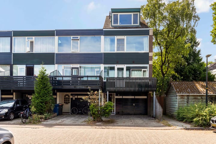Kervelstraat 2 in Apeldoorn