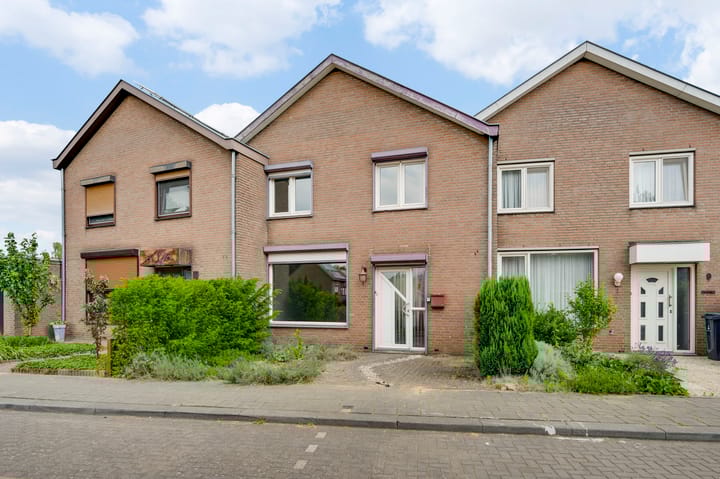 Keulsebaan 7 in Roermond foto