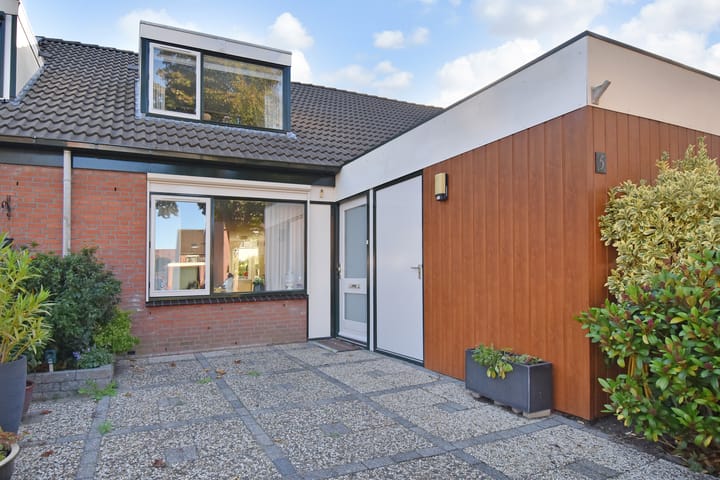 Keurmeesterstraat 5 in Pijnacker foto