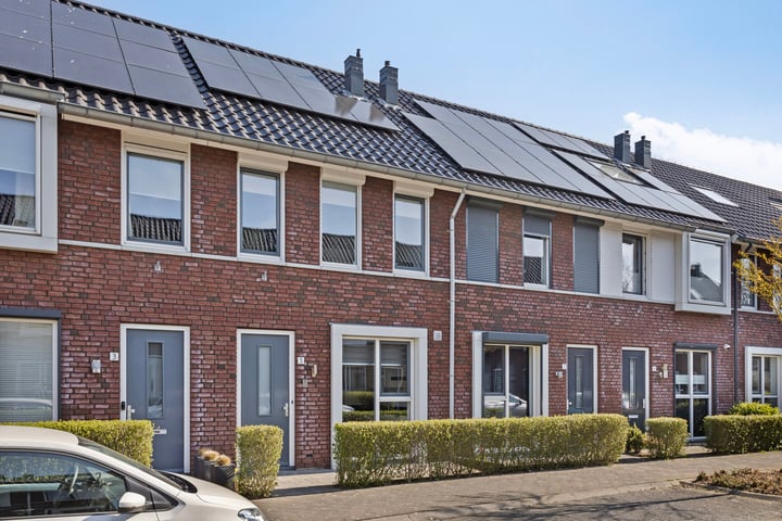 Keurvorstsingel 5 in Huissen foto