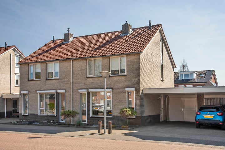 Kievit 44 in Rijssen