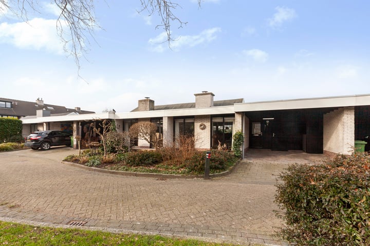 Kievitsbloem 7 in Reeuwijk foto