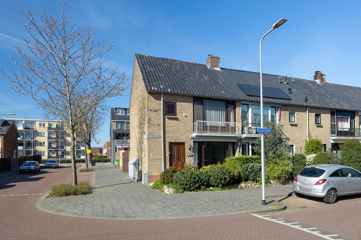 Kievitstraat 17 in Alphen aan den Rijn foto