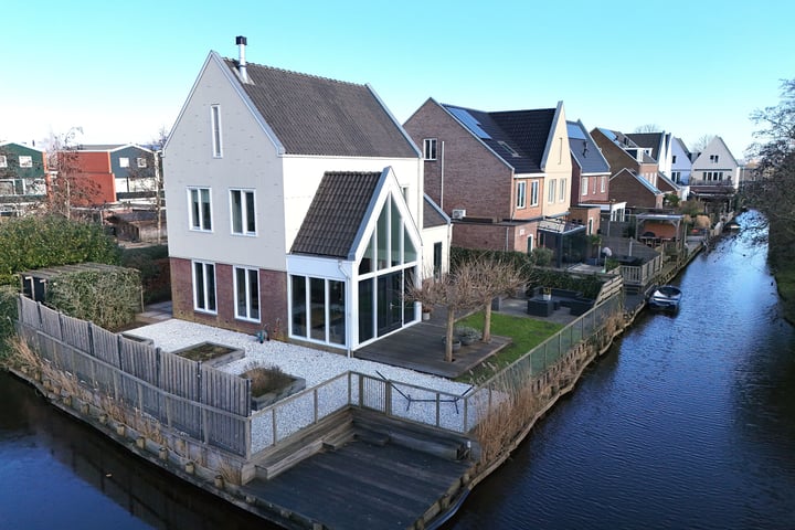 Klaas Risstraat 15 in Westzaan foto