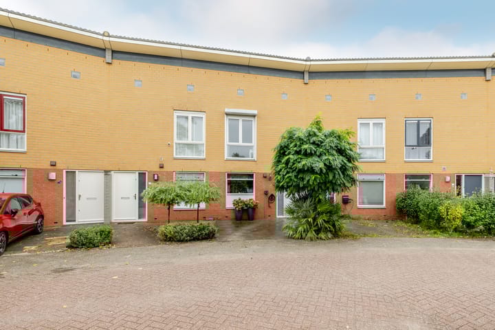 Klaas Schoorlplein 15 in Purmerend foto