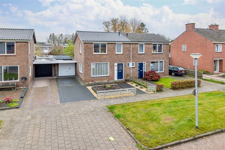 Klaas Woltjerweg 28 in Zuidbroek foto