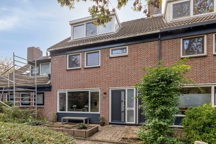 Klagerstuin 138 in Zwaag foto