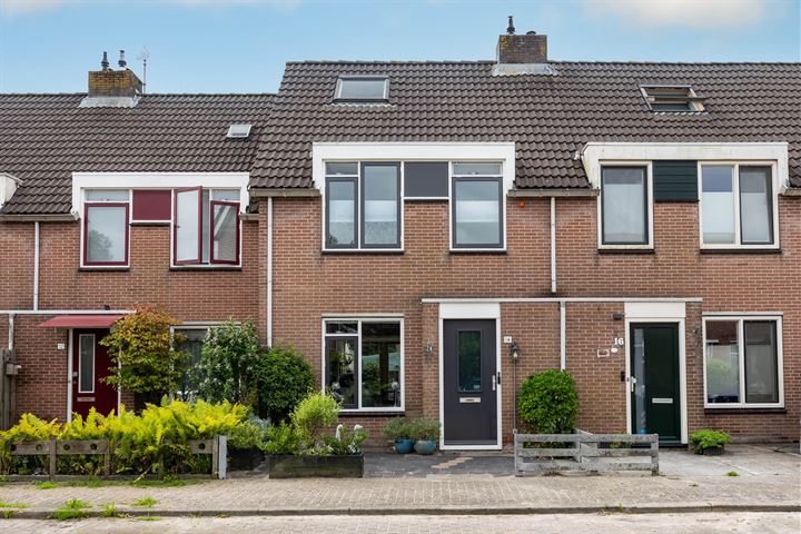 Klaproos 14 in Opmeer foto