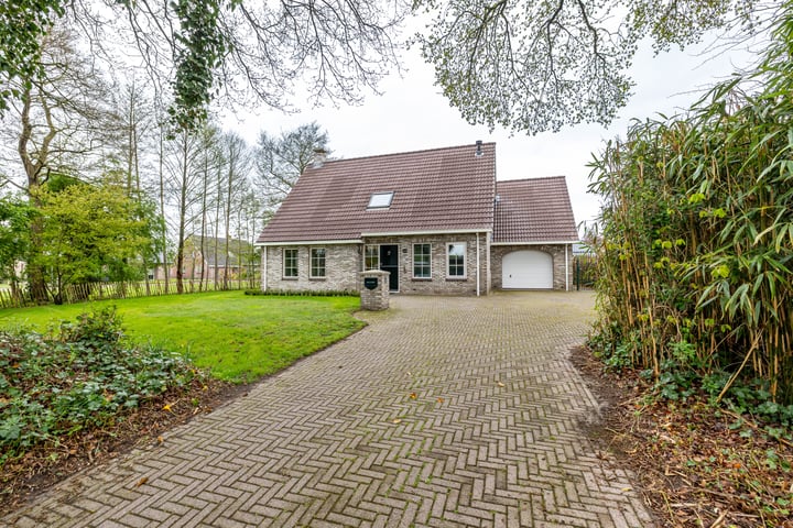 Klaproos 44 in Eelde