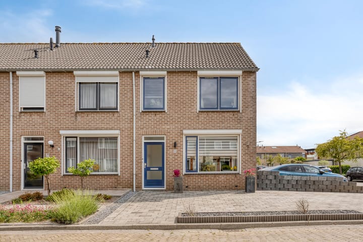 Klaproosstraat 12 in Goes foto