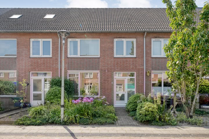Klaproosstraat 34 in Ommen foto