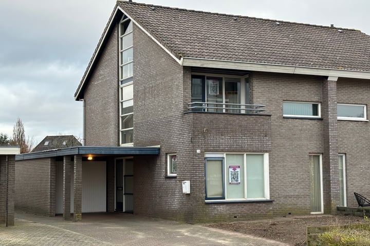 Klaproosweg 24 in Havelte foto