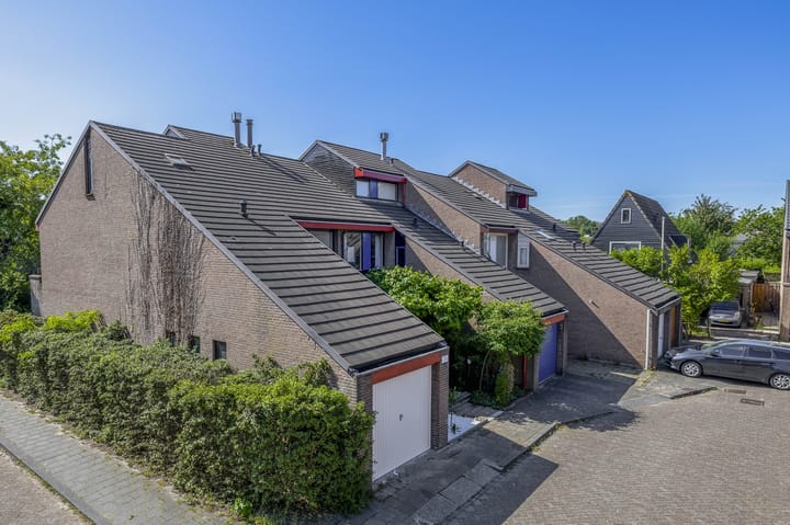 Klaroen 18 in Capelle aan den IJssel foto