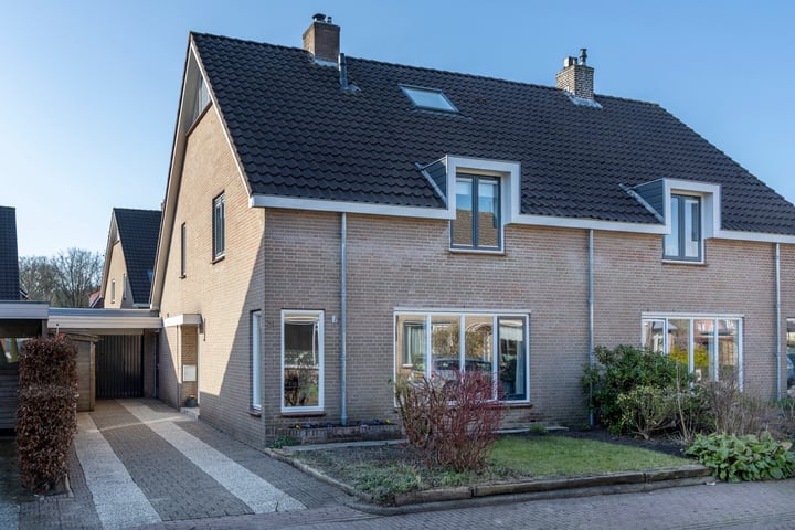 Klaverkamp 21 in Hattem foto