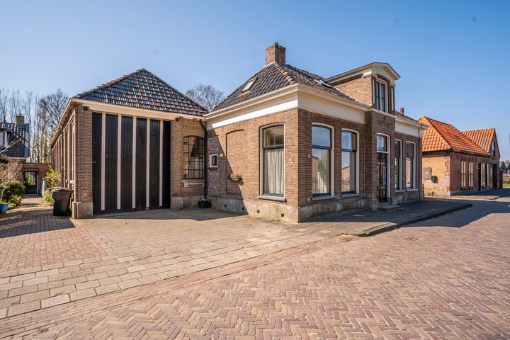 Kleasterdyk 25 in Winsum